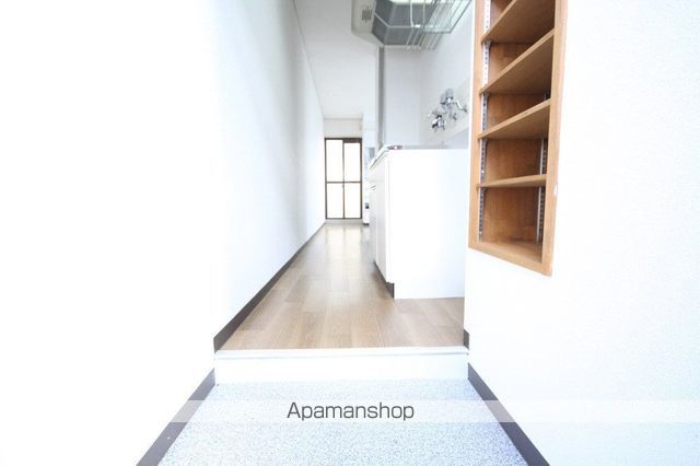 オリーブマンションの内装写真