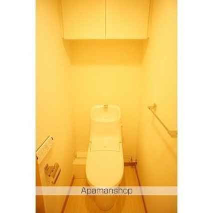 ＬＩＢＲ　ＧＲＡＮＴ　世田谷弦巻[1K/25.65m2]のトイレ