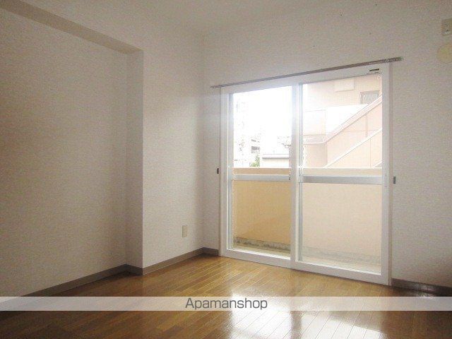 コーポ蓮堀A棟の内装写真