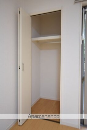 クレフラスト台原駅前[1K/24.7m2]の収納