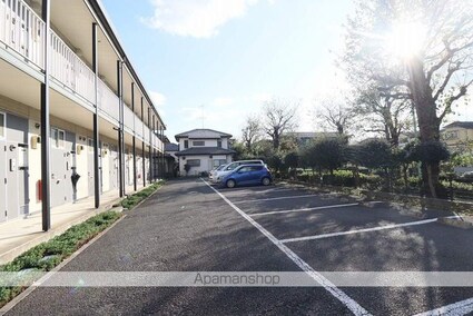 レオパレスＴＡＫＡ[1K/19.87m2]の駐車場2