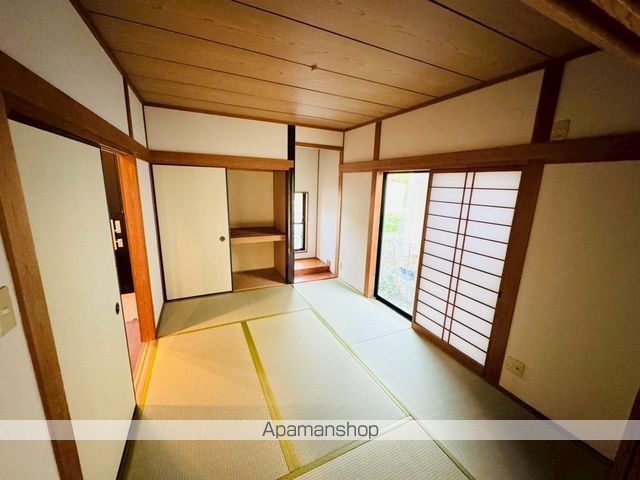 重留戸建ての内装写真