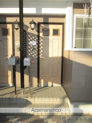 愛媛県松山市北吉田町[2DK/44.34m2]のエントランス2