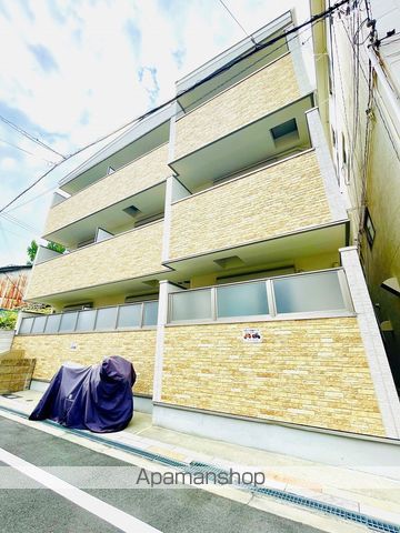 ピレーネ赤川の外観写真