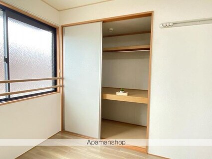 グレイスフルＹ　Ａ棟[2LDK/58.54m2]の収納