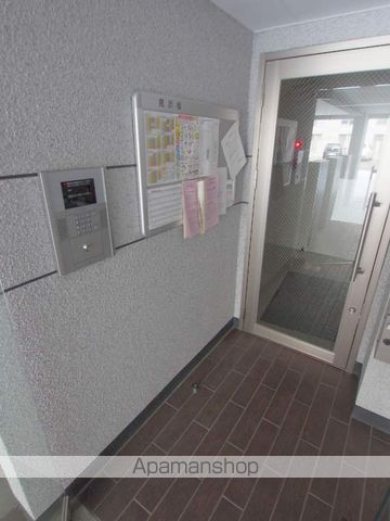 アルテ平岸の玄関写真