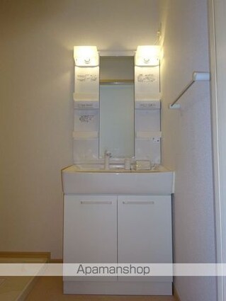 和歌山県和歌山市弘西[1R/32.9m2]の洗面所