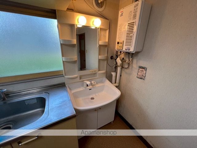 detached 北海道中川郡池田町字利別本町3-22
利別本町の賃貸情報を見る
物件地図