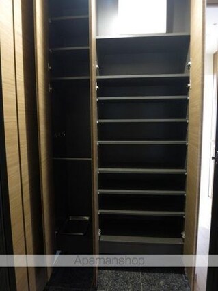 ジュールＡ[1LDK/50.32m2]の玄関