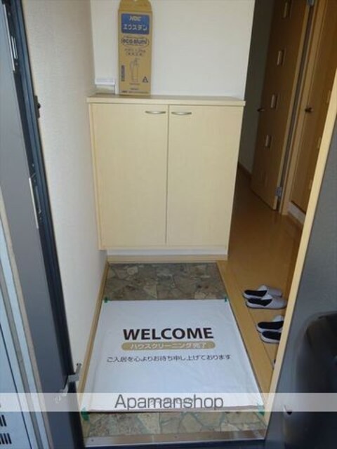 和歌山県和歌山市小雑賀[1DK/33.5m2]の玄関
