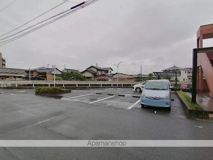 ライフシティ林[1R/24.75m2]の駐車場