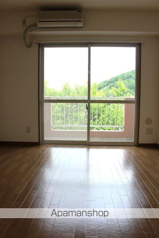 アーバン内海Eの内装写真