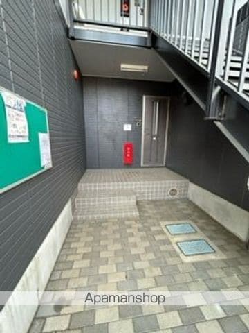 シュトラーレン高野 Aの玄関写真