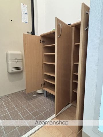 マンションロイヤルアイリスの内装写真