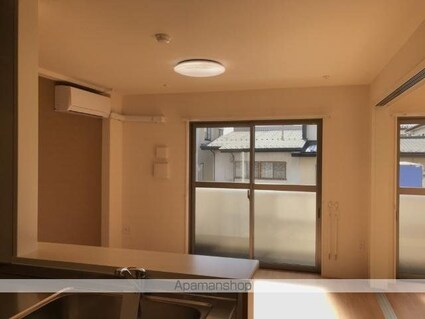 Ｓーユニヴァリ　しんきょう[2LDK/51m2]のリビング・居間