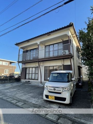 神野アパートの玄関写真