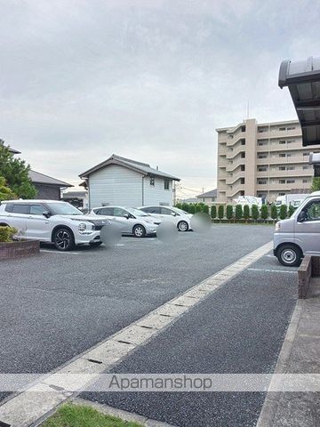 グランフォーレ近見IIの内装写真