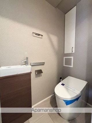 東京都千代田区岩本町２丁目[1LDK/42.16m2]のトイレ