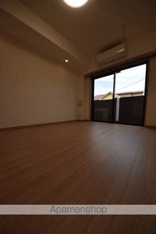 ルーブル武蔵中原参番館の内装写真
