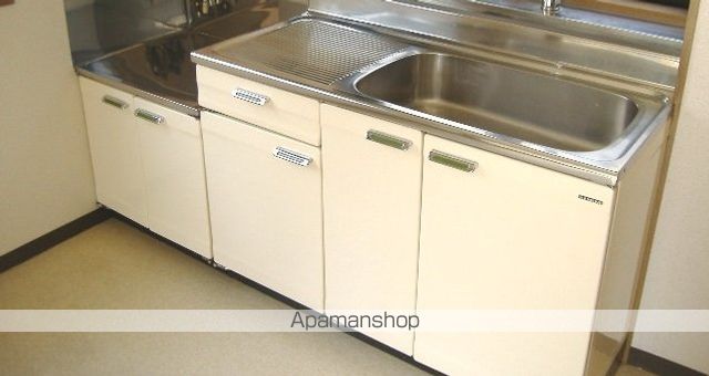 シャインパレス中村の内装写真