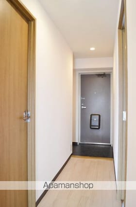 エテルノン泉佐野[3LDK/66m2]の玄関