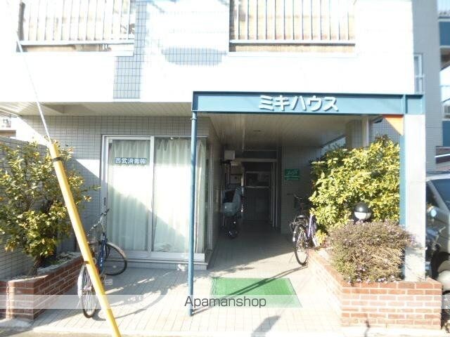 ミキハウス[2DK/40m2]のエントランス