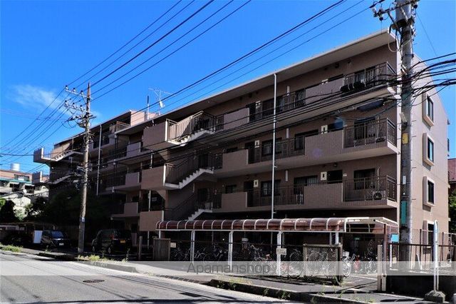 ファミール吉川