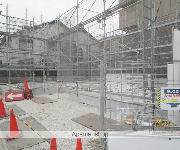 ルコアン堀川今宮の玄関写真