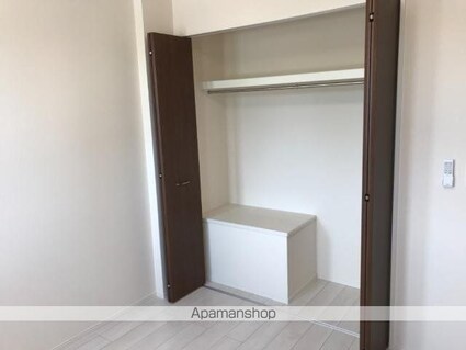 ブルーム三神峯[2LDK/55.66m2]の収納