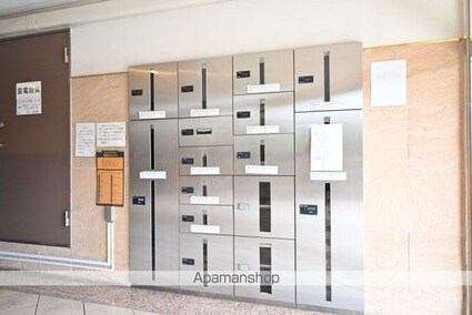 メゾン・ド・ヴィレ高円寺[1K/30.36m2]の共用部2