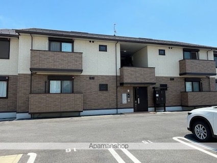 ルミエールＭＫ[2LDK/66.32m2]の外観2