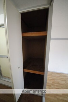 プレミール大沢[1R/17.6m2]の収納