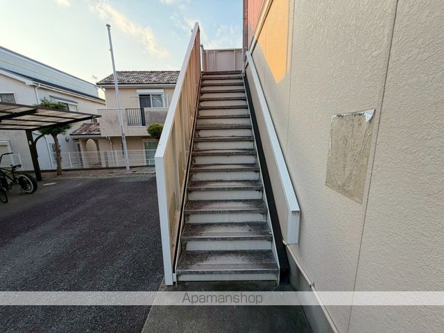 ヴィラ萩山Bの玄関写真