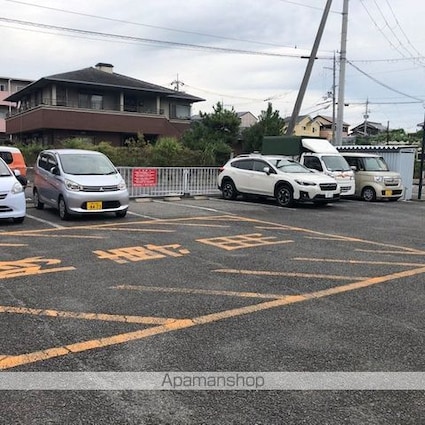 ｆｅｌｉｃｉａ　ｔｏｍｂｏｗ[1K/26.7m2]の駐車場1
