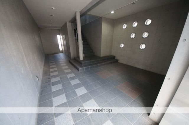 FRESCA神宮前の外観写真