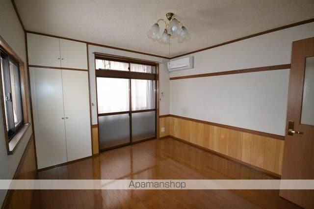 山岸ハイツの内装写真