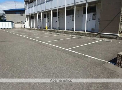 レオパレスシェソワ[1K/20.28m2]の駐車場