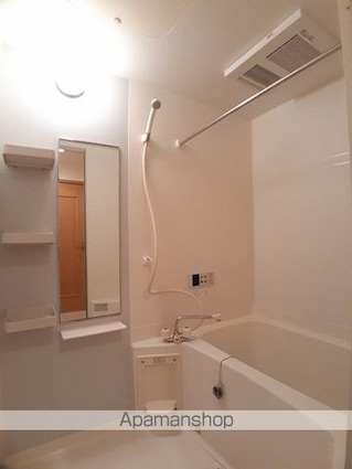 メゾン・ペーシュ　Ｂ[2LDK/63.3m2]のバス