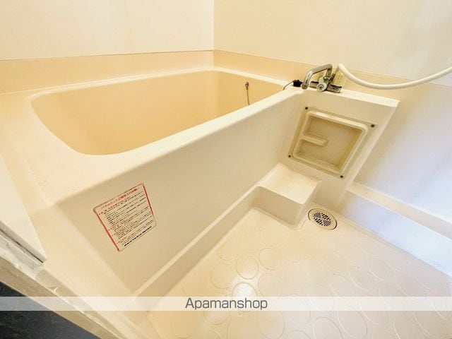 アーチスト赤川の内装写真