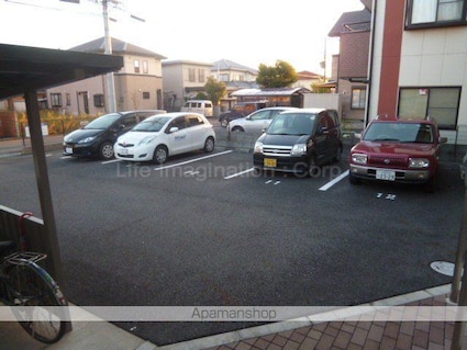 モナリエイースト[1LDK/41.68m2]の駐車場2