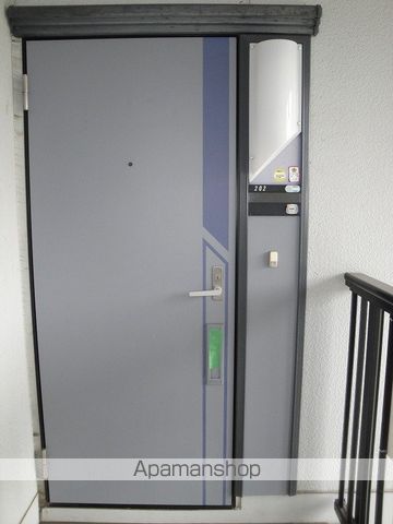 サンライフ泉の玄関写真