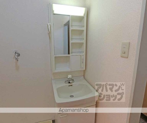 ピアレス千本の内装写真
