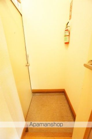 オリーブの内装写真