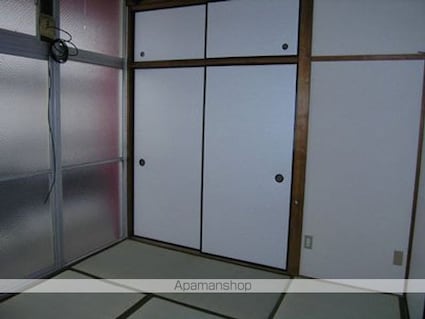 興里鈴丸ビル[2K/36m2]の収納