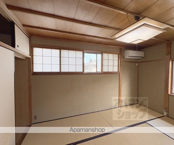 京福北野線 北野白梅町駅 徒歩7分 2階建 築54年の内装写真