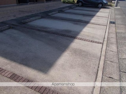 ベルフィオーレ[1K/35.95m2]の外観5