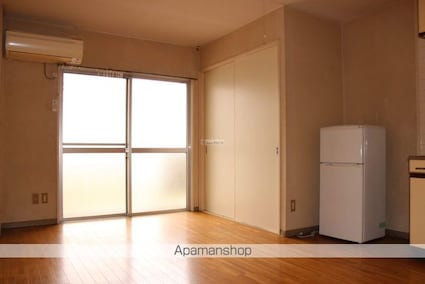 グラミュール本郷[1R/27.14m2]のリビング・居間