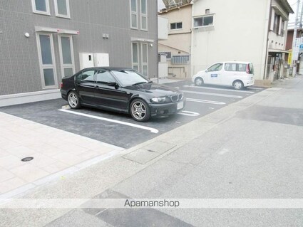 エターナル武田[1LDK/40.04m2]の駐車場