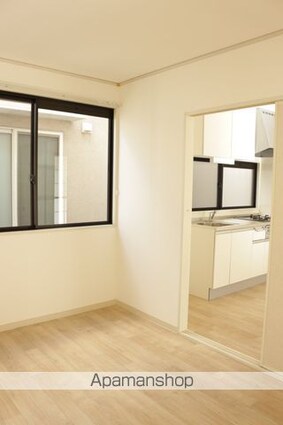 プレジールムラカミ[3DK/56.1m2]のリビング・居間