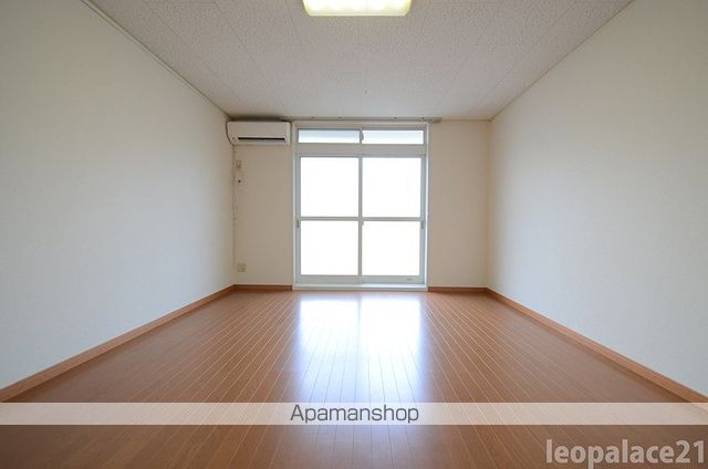 レオパレスALCAZARの内装写真